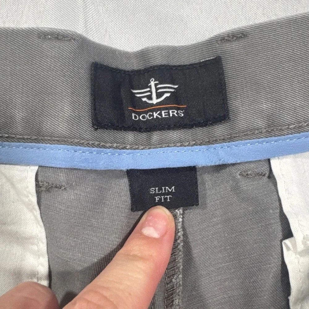 Dockers Mens Slim Fit Chino Pants 30x29 Gray Casual Classic Workwear Everyday